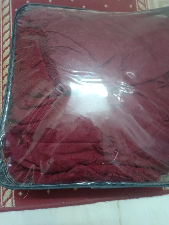 كاڤر سفرة ٦ كراسي جديد