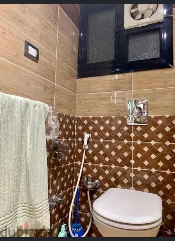 وحدة إدارية / سكنية ١٧٥م 8