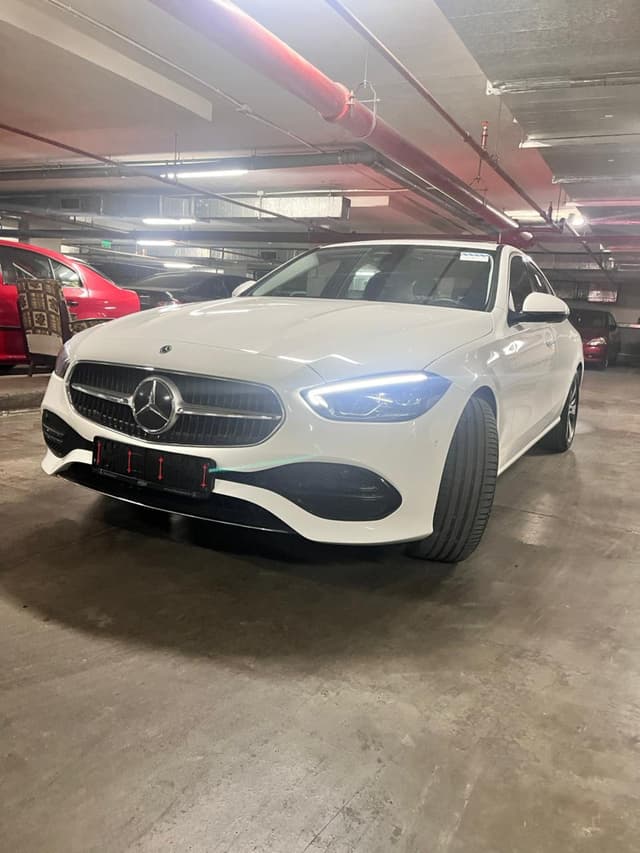مرسيدس C180 2024