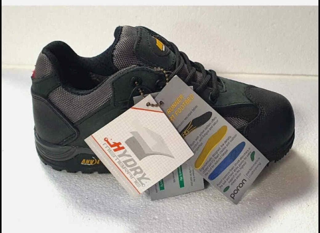Safety shoes 0