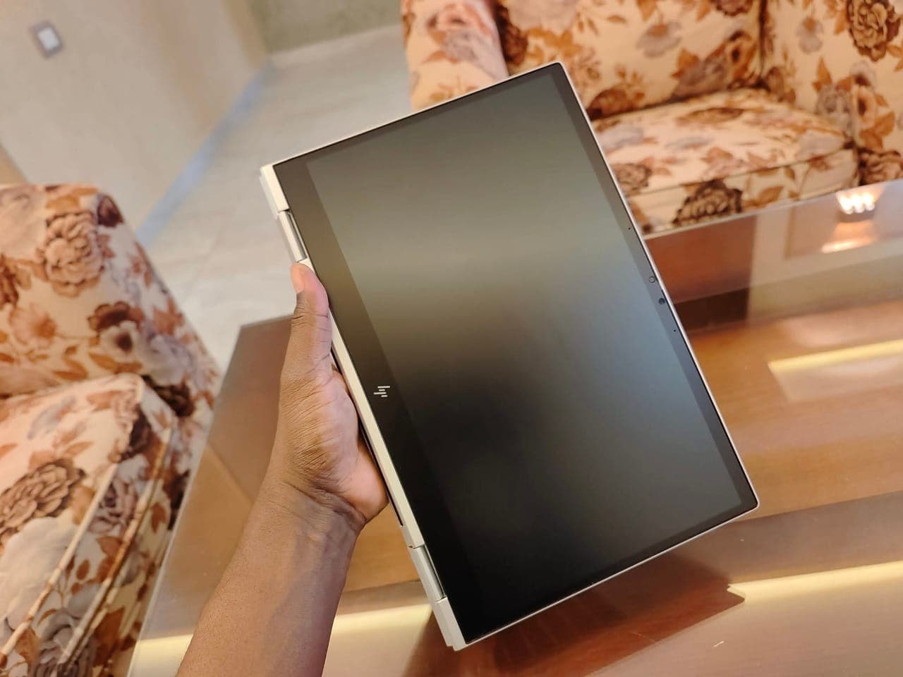 إتش بي إليت بوك 830 G7 x360 5