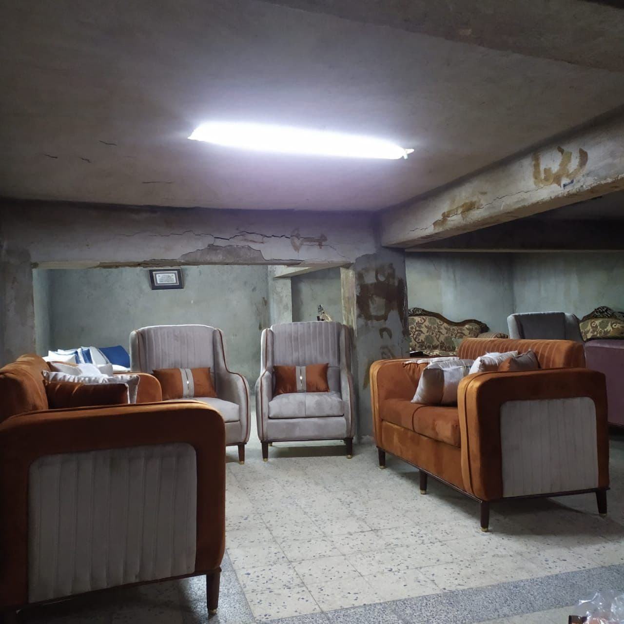 Domyati's sofa 1