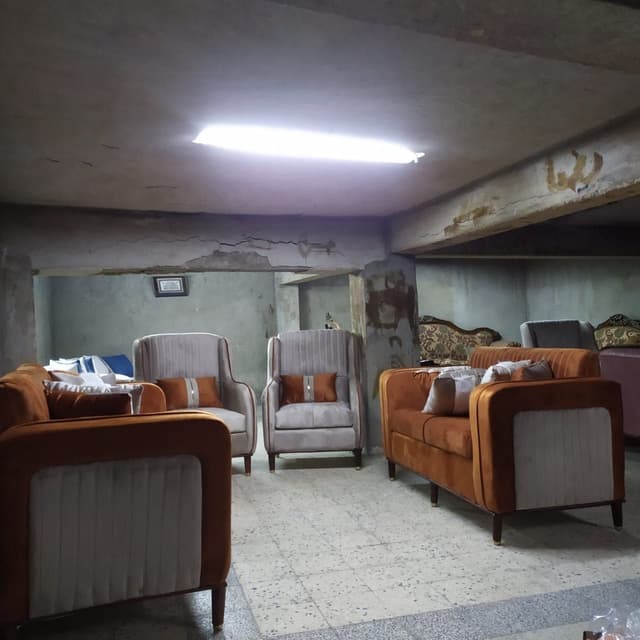 Domyati's sofa