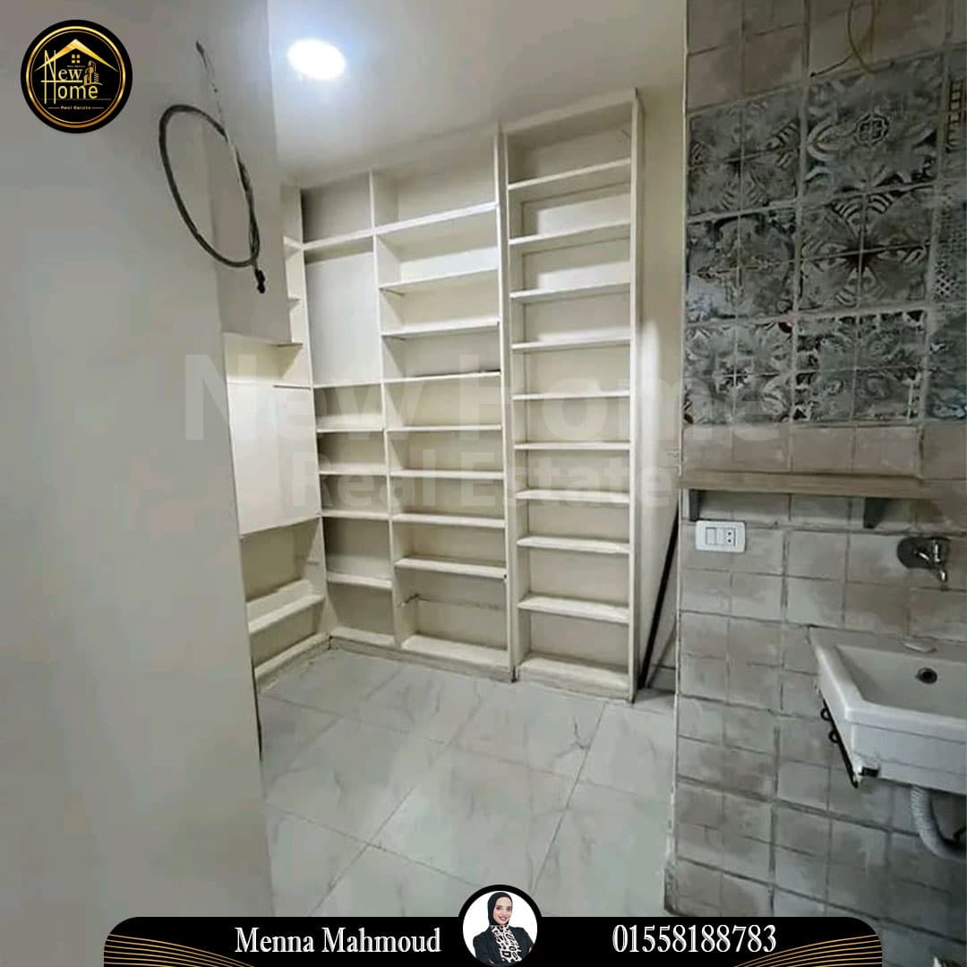 Pharmacy for sale with a return of 35 m - San Stefano 0
