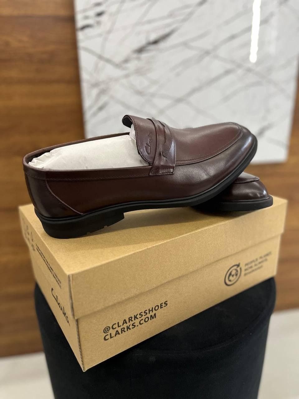 حذاء Clarks شبه الأصلي 1