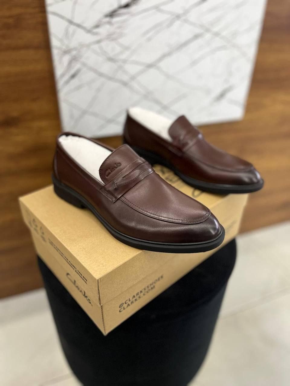 حذاء Clarks شبه الأصلي 3