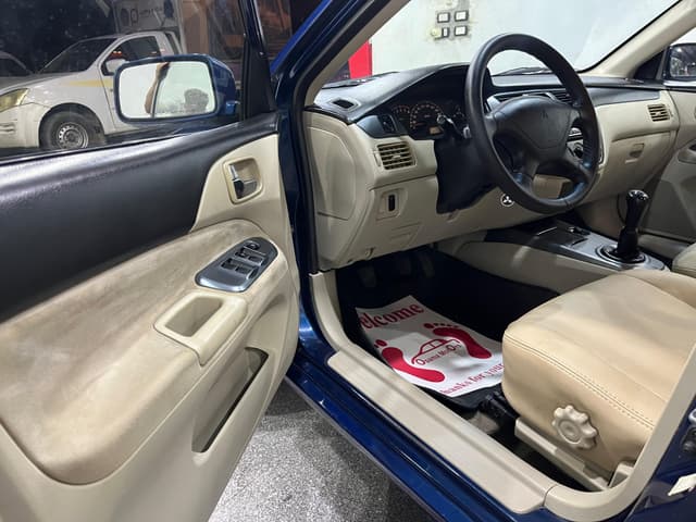 MITSUBISHI LANCER 2006