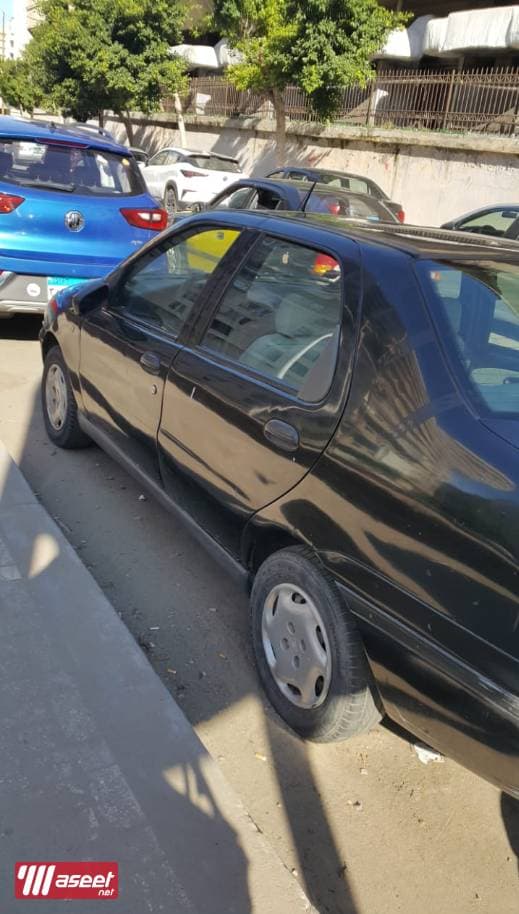 فيات سيينا 2002 للبيع
