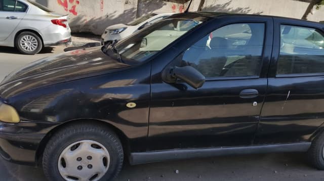 فيات سيينا 2002 للبيع
