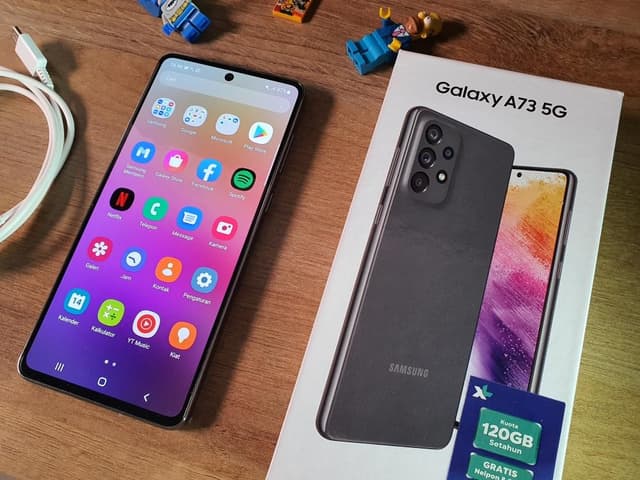 Samsung Galaxy 73 A for sale 