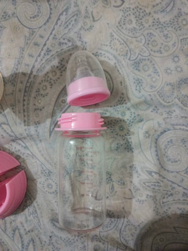 شفاط حليب يدوي