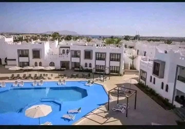 Book the Mazar Sharks Hotel 3