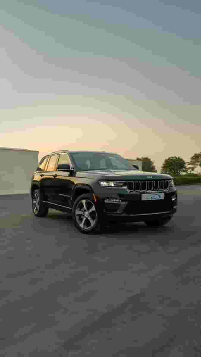 Jeep Grand Cherokee for rent  Jeep Grand Cherokee for rent