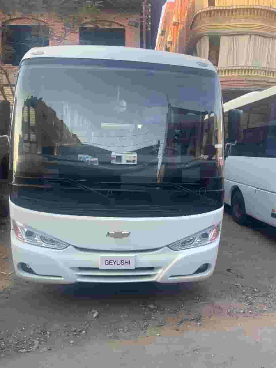 أتوبيس 33 راكب مكيف للإيجار أتوبيس 33 راكب مكيف للإيجار