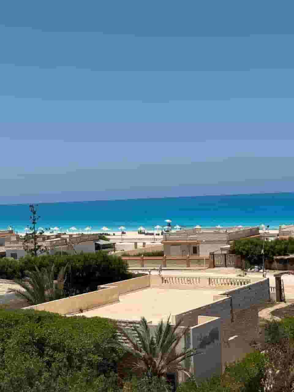 شاليه بروف فيو بحر بالساحل الشمالي شاليه بروف فيو بحر بالساحل الشمالي