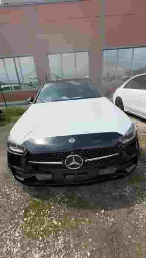 مرسيدس بنز C180 AMG 2025 مرسيدس بنز C180 AMG 2025