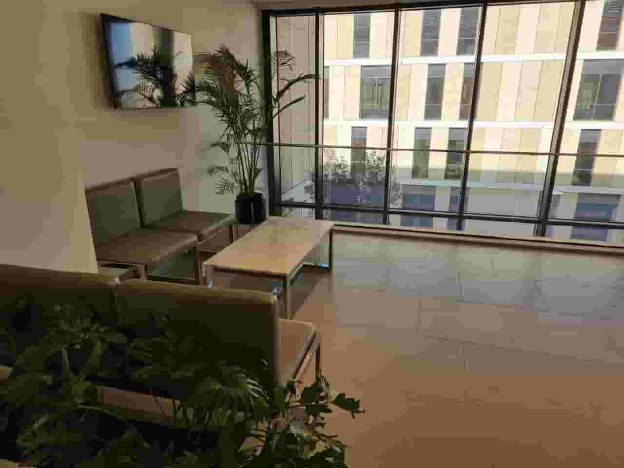 Beverly Hills Sheikh Zayed Clinic 70 m for sale Beverly Hills Sheikh Zayed Clinic 70 m for sale