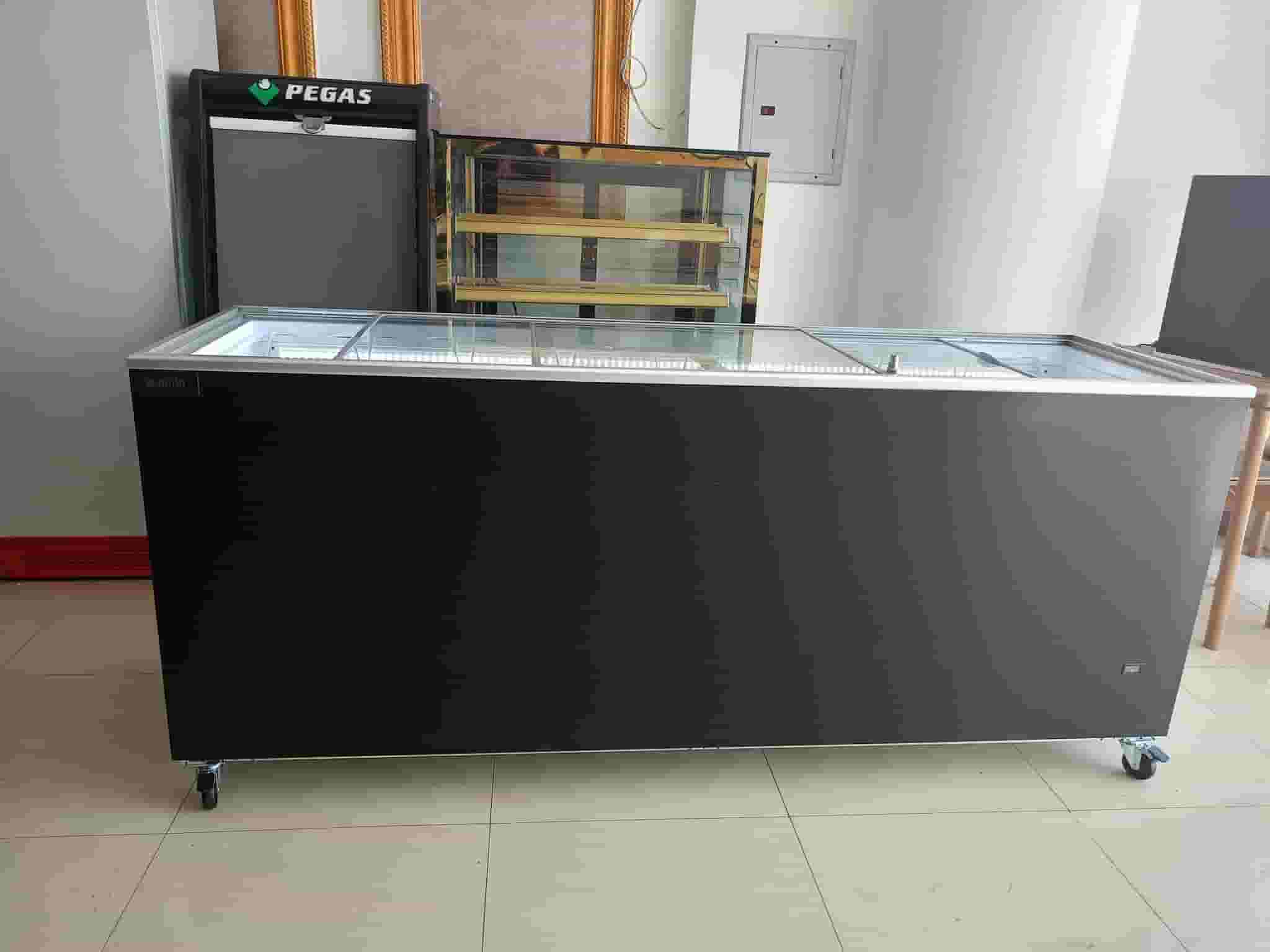 Turkish deep freezer Yogher 205 cm Turkish deep freezer Yogher 205 cm