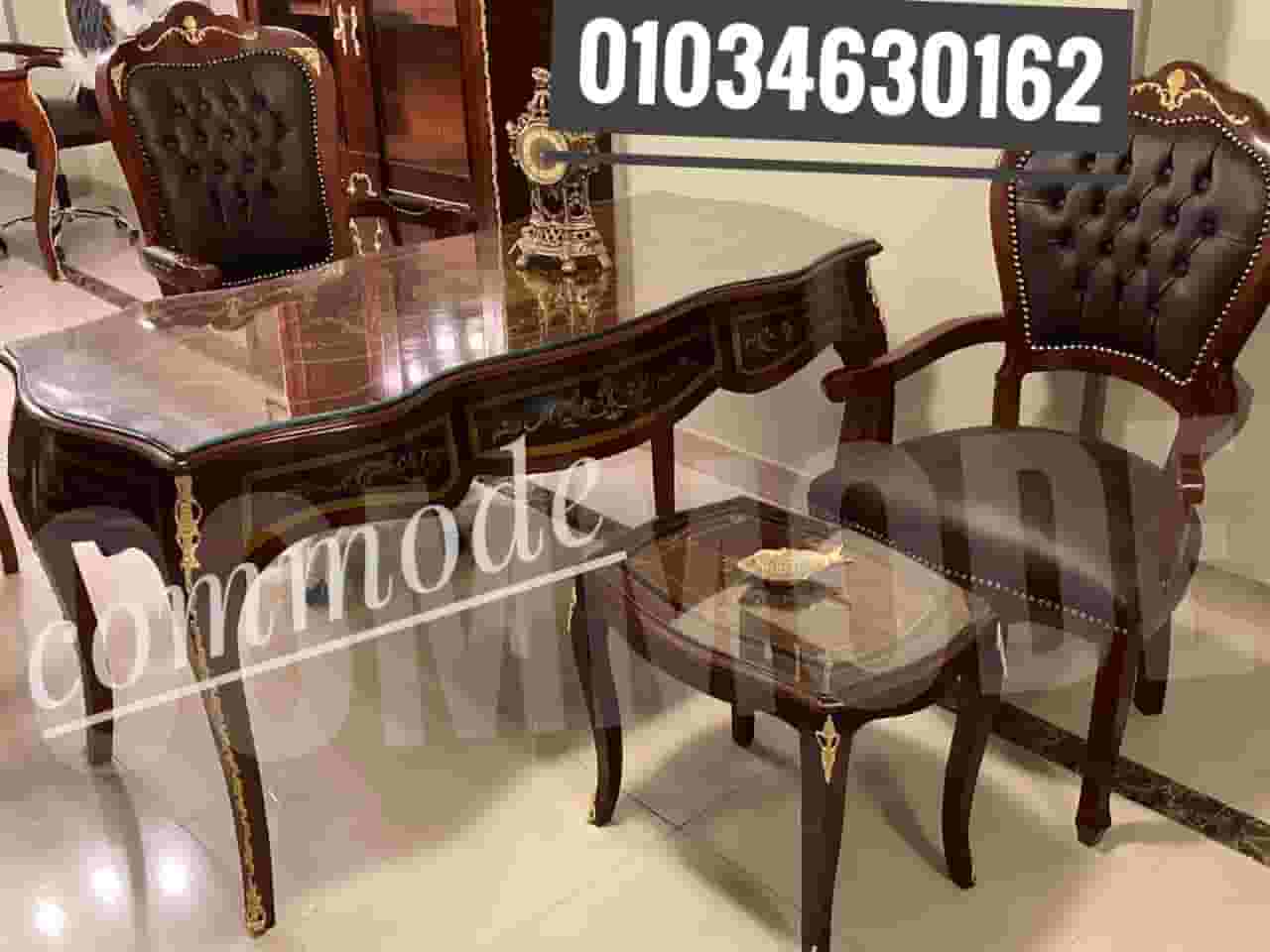 Classic manager's desk in red beech wood   Classic manager's desk in red beech wood