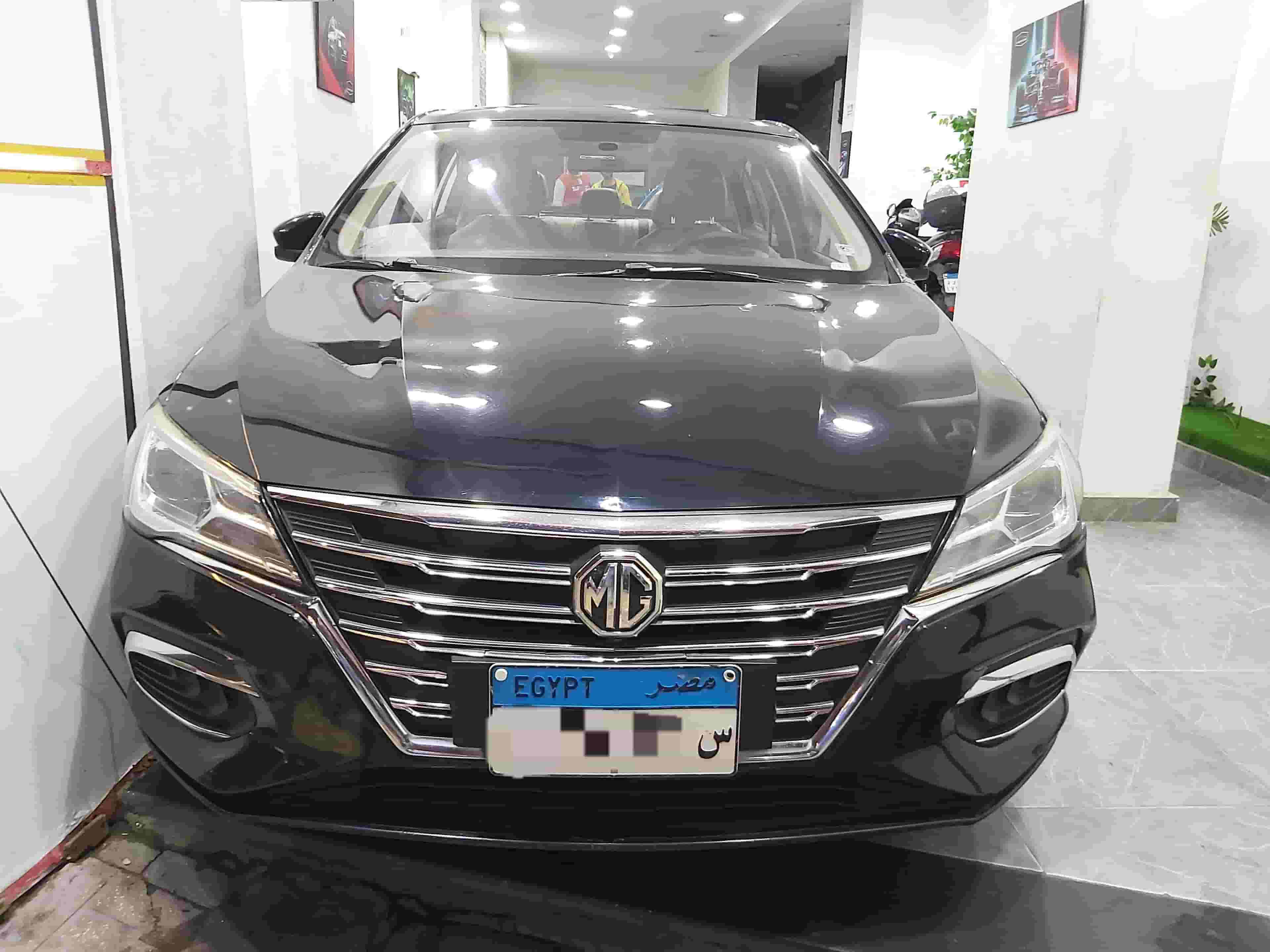 MG5 لاكشري 2021 MG5 لاكشري 2021