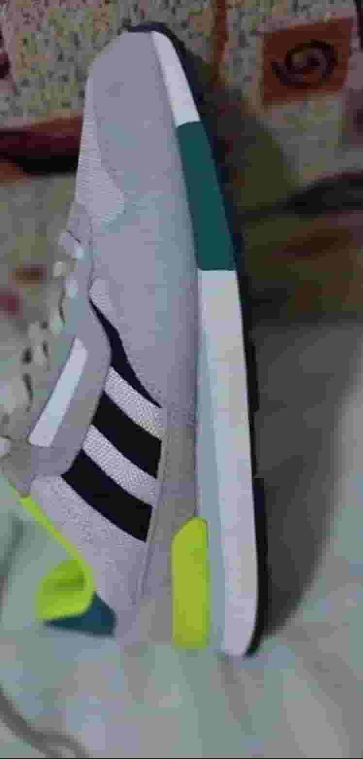 Selling a new Coach Adidas Selling a new Coach Adidas