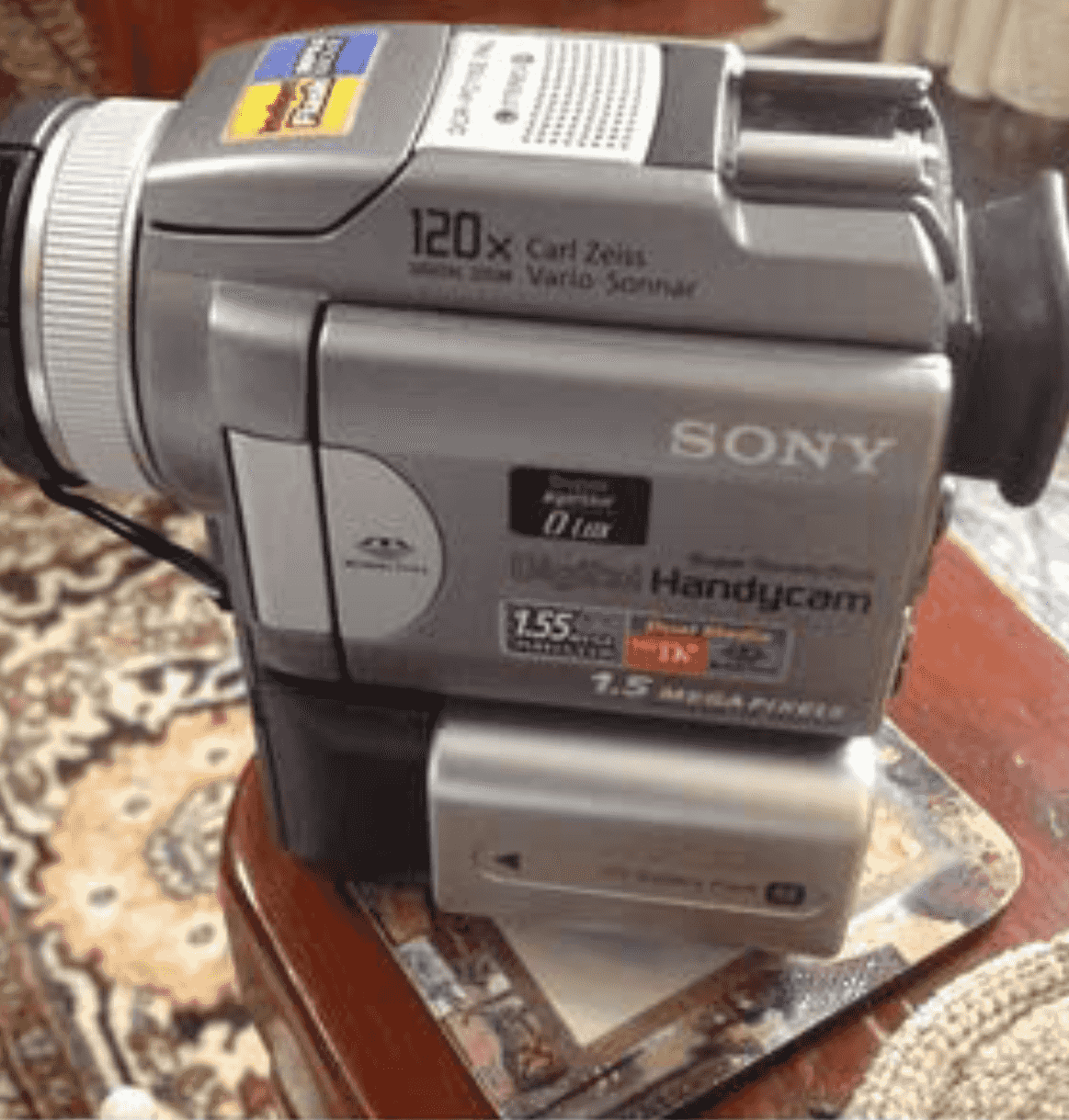 A versatile video and fixed image camera A versatile video and fixed image camera