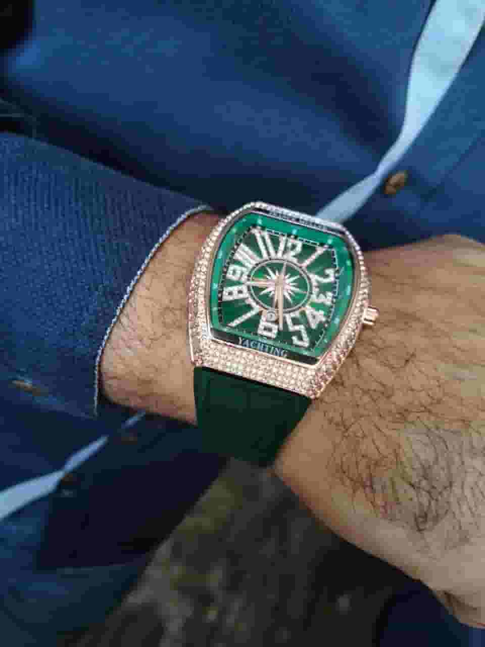 FRANCK MULLR
Franck Muller watch for men FRANCK MULLR
Franck Muller watch for men