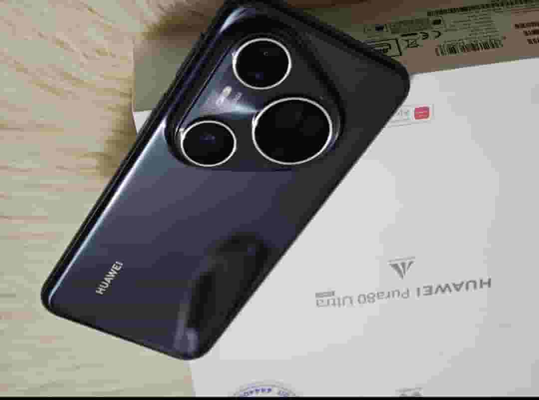 Huawei Pura 80 Ultra Huawei Pura 80 Ultra