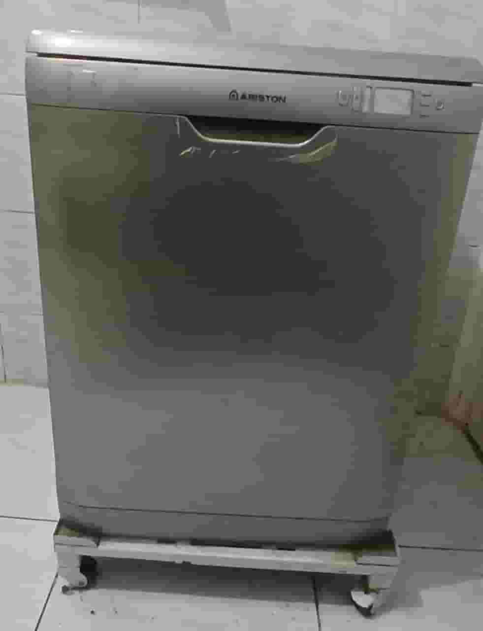 Ariston dishwasher for sale Ariston dishwasher for sale