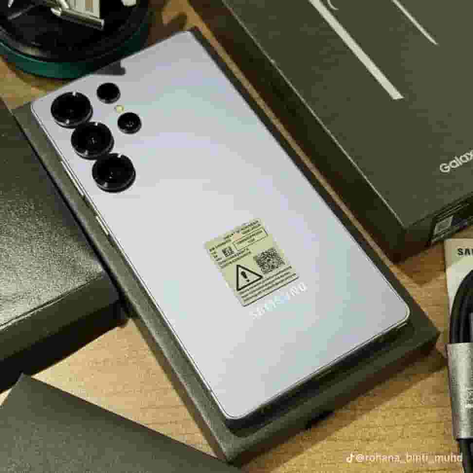 *تصميم جديد وأنيق بتقنيه خرافيه 😍🙈 مع احدث اصدار سامسونج اس 25 الترا ✌️🔥* *تصميم جديد وأنيق بتقنيه خرافيه 😍🙈 مع احدث اصدار سامسونج اس 25 الترا ✌️🔥*