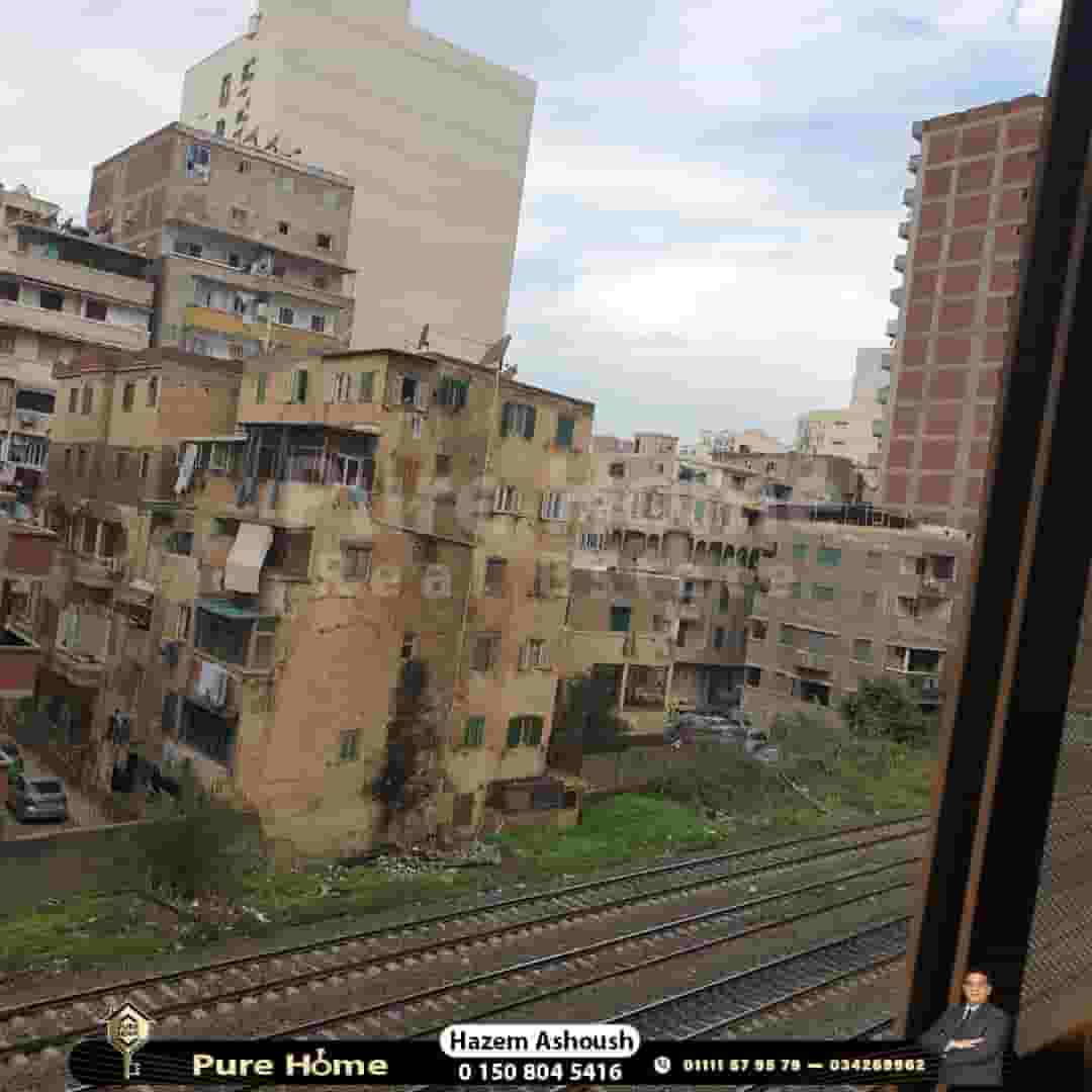 شقة للبيع - سموحة شقة للبيع - سموحة