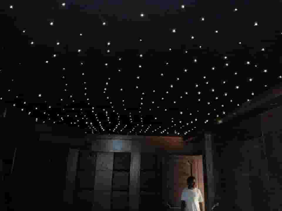 Fiber Optics (the stars are in your house) with the mobile application controls everything Fiber Optics (the stars are in your house) with the mobile application controls everything